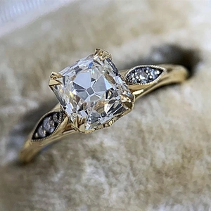 Quadratischer Zirkonia Ring Kupfer 4-Krallen-Fassung Blattdesign Vintage Eleganter Schmuck Damen Hochzeit Verlobung Jubiläum