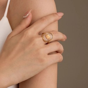 Vintage Stainless Steel Resin Flower Open Ring Geometric Gold Plated Fashion Finger Ring For Women Jewelry Gift