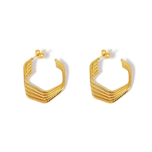 Minimalist twisted geometric stud earrings in gold finish made of textured stainless steel