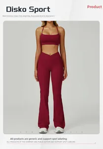 Ensemble de yoga bordeaux avec soutien-gorge à lanières et pantalon évasé taille en V