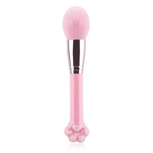 Pinceau poudre patte de chat rose avec poils doux et manche 3D mignon en forme de patte