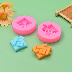 Moules en silicone pour résine DIY avec ornements de caractères Fa Cai colorés