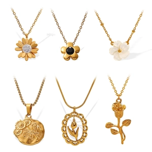 Minimalist gold daisy flower necklaces set featuring vintage rose and tulip pendant styles