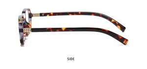 Seitenansicht der stilvollen Schildpatt quadratischen Blaulichtfilter Brille mit Scharnier.