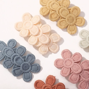 Lot de 8 barrettes à fleurs brodées pour enfants aux couleurs variées d'automne