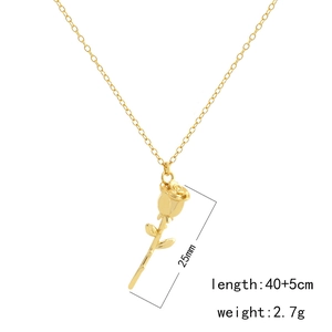 Collier avec pendentif fleur de rose en argent S925 doré avec dimensions et détails