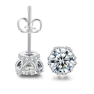 Hip hop silver earrings with 6mm round zircon and heart-shaped hollowed side details