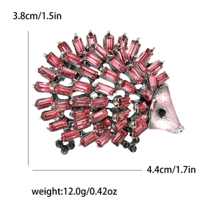 Detailed size and weight specs for alloy hedgehog brooch with pink crystals
