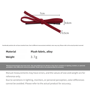 Detailed dimension layout of the 7cm red suede velvet bow hair clip with alloy base