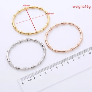 Detailed view of bamboo joint bracelets in gold, rose gold and silver with size measurements
