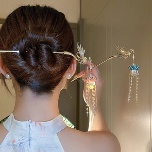 Pics à cheveux phénix lumineux avec perles de lotus et glands pour coiffures Hanfu