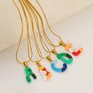 Collana Con Pendente Alfabeto In Smalto Colorato Acciaio Inossidabile Placcato Oro 18K Catena A Serpente Gioielli Per Donna