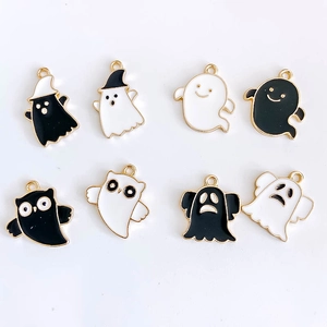 Lot de 8 breloques d'Halloween en métal avec motifs fantôme et hibou noir et blanc