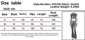 Tabella taglie per set top in ecopelle metallizzata e pantaloni a zampa in centimetri