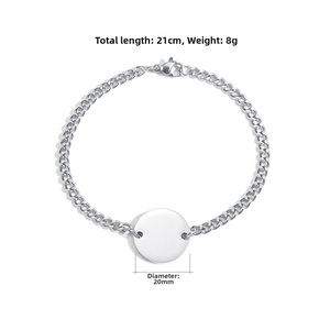 Macro view of 21cm stainless steel Cuban chain bracelet with 20mm customizable round tag