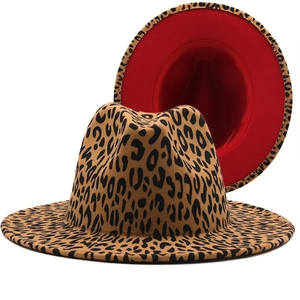 Cappello Fedora Con Stampa Leopardata Feltro Di Lana Tesa Larga Piatta Fondo Rosso Contrasto Stile Britannico Jazz
