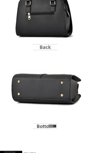 Détails du sac à main en cuir grainé noir avec poche arrière et picots de protection