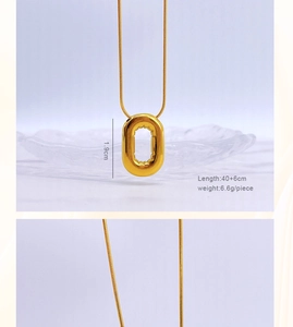 Détail du pendentif chiffre doré avec longueur 40+6cm et spécifications de poids 6,6g