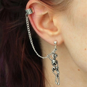 Vintage Alloy Skull Skeleton Asymmetric Long Chain Ear Cuff Punk Gothic Jewelry Halloween Accessories For Women