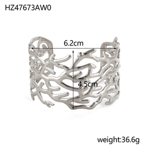 Silver coral texture open bangle measuring 6.2cm wide and 4.5cm high with 36.6g weight