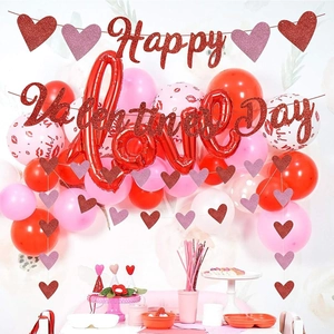Detail of red glitter Happy Valentine's Day banner with foil LOVE balloons set