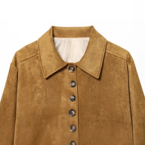 Giacca da donna in pelle scamosciata marrone con girocollo e bottoni tartarugati