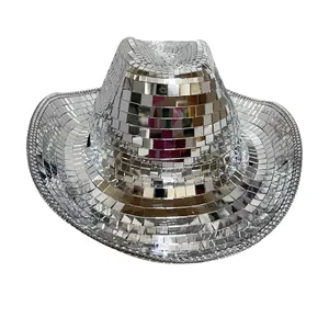 Cappello da cowboy disco d'argento con specchi e strass per feste ed eventi