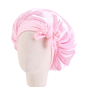 Cuffia da notte in raso rosa per bambini con fiocco ed elastico per proteggere i capelli