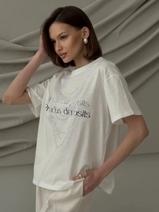 White cotton t-shirt with pearl necklace graphic and Precious Deposits text print