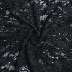 Nahaufnahme von schwarzer Blumenspitze mit halbtransparenten Mesh-Struktur Details