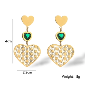 Detail showing 4cm vintage 18K gold plated heart earrings with green stones and dimensions
