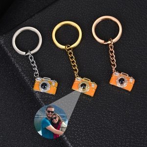Camera Shape Projection Keychain Copper Material With Rhinestone Photography Theme Accessory Novelty Hanging Jewelry Gift