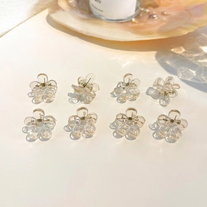 Set of 8 clear flower mini hair claws made of high-quality transparent acrylic material