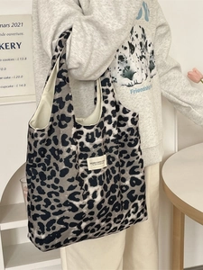 Large leopard print canvas tote bag for women stylish everyday shoulder bag for work and school