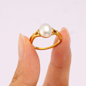 Anello vintage francese in acciaio inossidabile placcato oro 18K con perla bianca