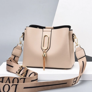 Fashion Women Bucket Bag PU Leather Wide Letter Print Strap Tassel Metal Ring Crossbody Shoulder Bag Casual Versatile