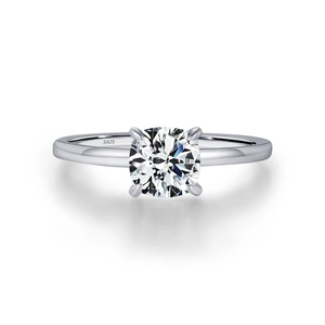 Classic S925 sterling silver solitaire engagement ring with 1ct moissanite stone