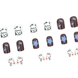Cute cartoon cat style short press-on nails in white and brown with cat paw patterns