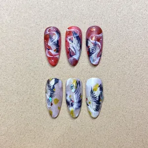 Autocollants ongles style japonais avec grue dorée et incrustation de nacre 6 pièces
