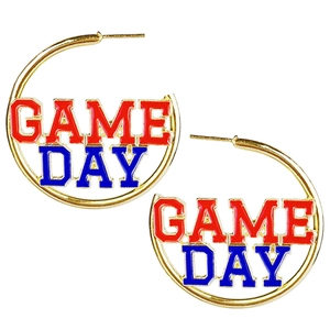 Χρυσοί κρίκοι με σμάλτο GAME σε κόκκινο και DAY σε μπλε για αθλητικό στυλ αγώνων