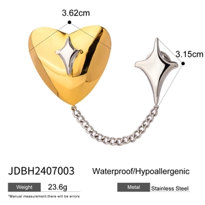 Detail of stainless steel heart and star pendant chain with precise size dimensions