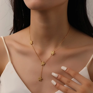 Luxurious gold daisy Y-shaped necklace with detailed floral petal texture for women