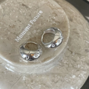 Chunky 925 sterling silver huggie earrings with engraved star and cubic zirconia stone