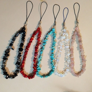 Natural Stone Coral Crushed Stone Phone Chain Lanyard Irregular Bead Phone Case Charm Wrist Strap Boho Accessory Women