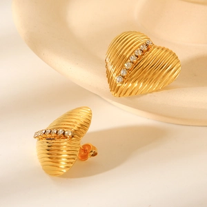 18k gold plated stainless steel heart stud earrings with sparkling zircon inlay