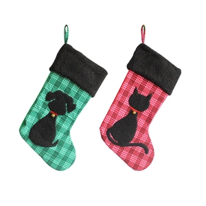 Lot de chaussettes de Noël à carreaux avec silhouettes de chat et de chien
