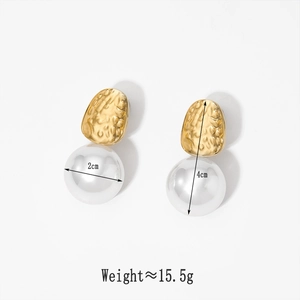 French vintage earrings with gold textured metal and white pearl drop, 4cm long