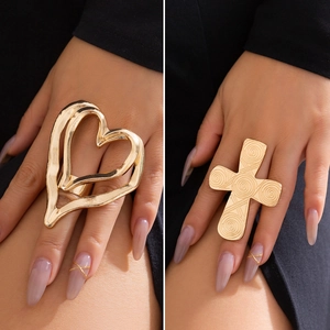 Exaggerated Alloy Rings For Women Chunky Heart Cross Shape Engraved Spiral Pattern Retro Fashion Jewelry