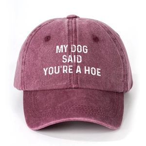 Berretto da baseball bordeaux in cotone lavato con slogan MY DOG SAID YOU'RE A HOE