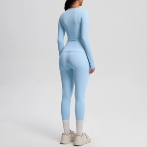 Vue arrière du legging de yoga bleu clair à taille haute avec effet sculptant professionnel